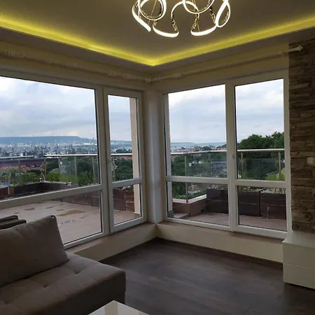 с панорамна гледка Apartament Varna